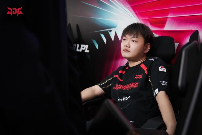 队强大的成 队强大的成