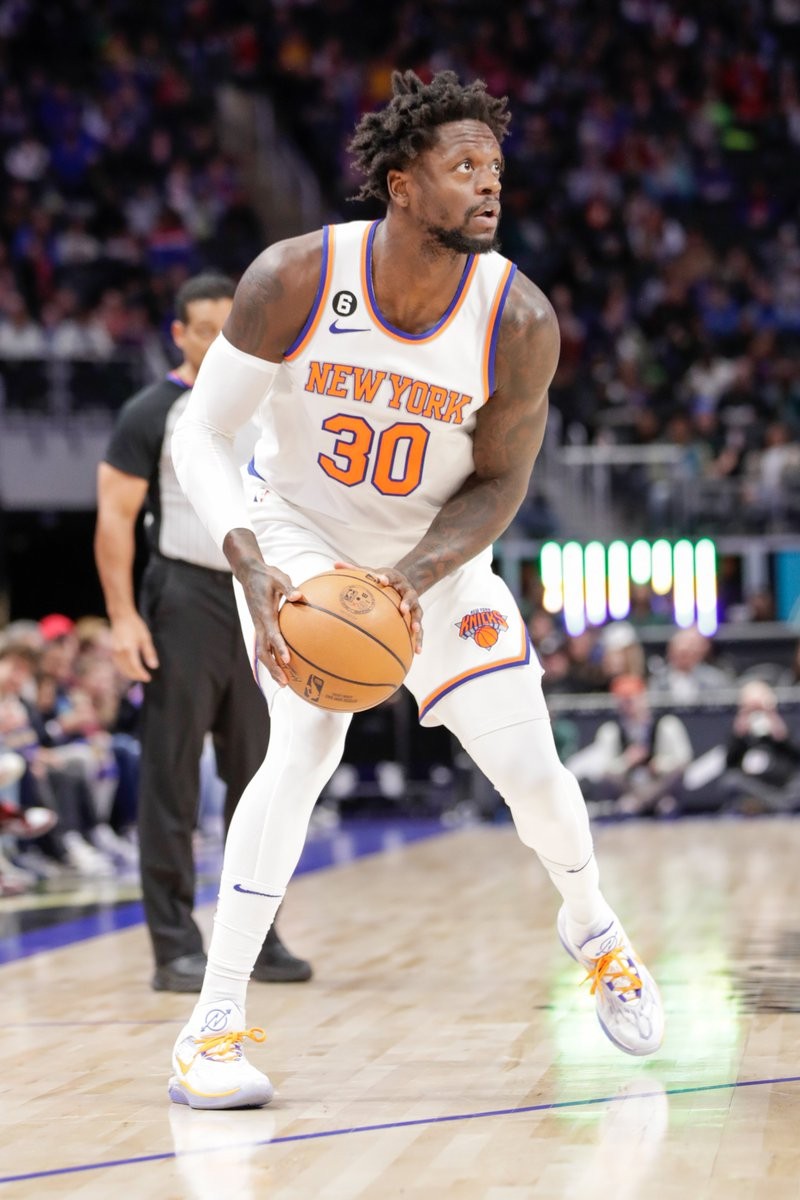 依然紧密 依然紧密