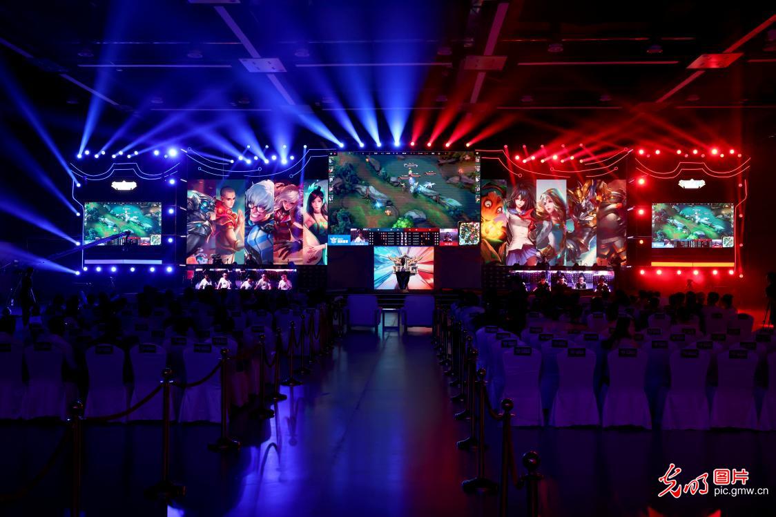 联盟高层震 联盟高层震